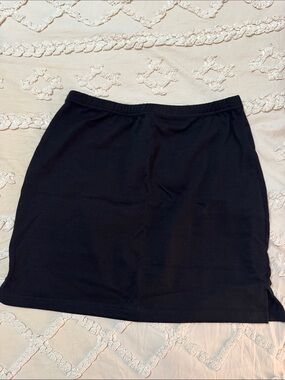 black mini skirt